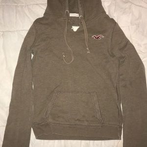 Hollister sweater